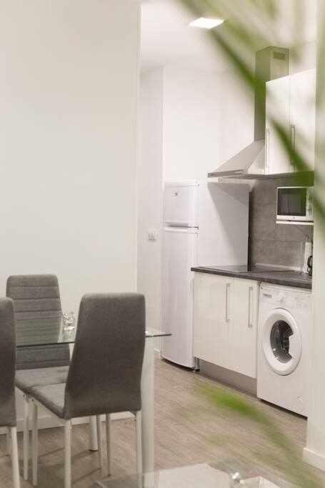 Comodo Y Agradable Estudio En Madrid Centro A2 외부 사진
