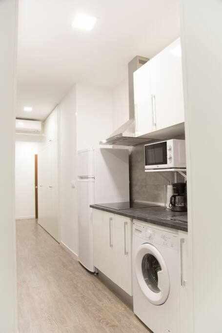 Comodo Y Agradable Estudio En Madrid Centro A2 외부 사진